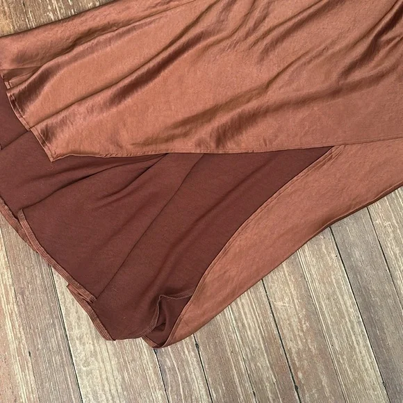 Hello Molly “Light Minds” Size US6 Copper Rust Halter Satin Wedding Guest Dress - Picture 4 of 8